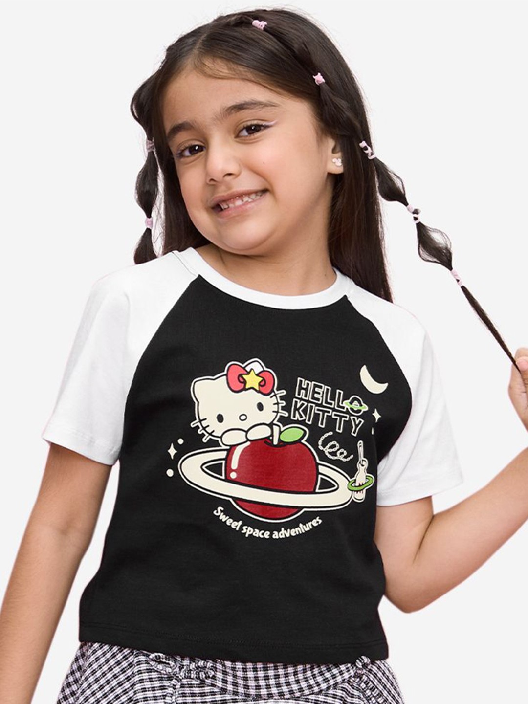 

The Souled Store Girls Hello Kitty Graphic Printed Round Neck Cotton T-shirt, Black