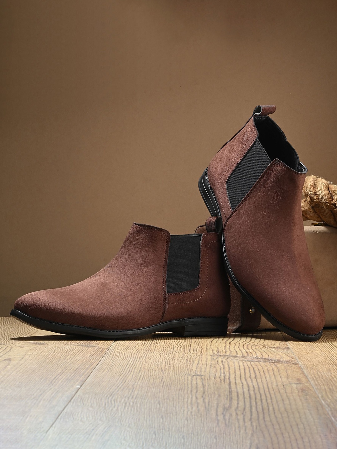 

KRAASA Men Mid-Top Chelsea Boots, Brown
