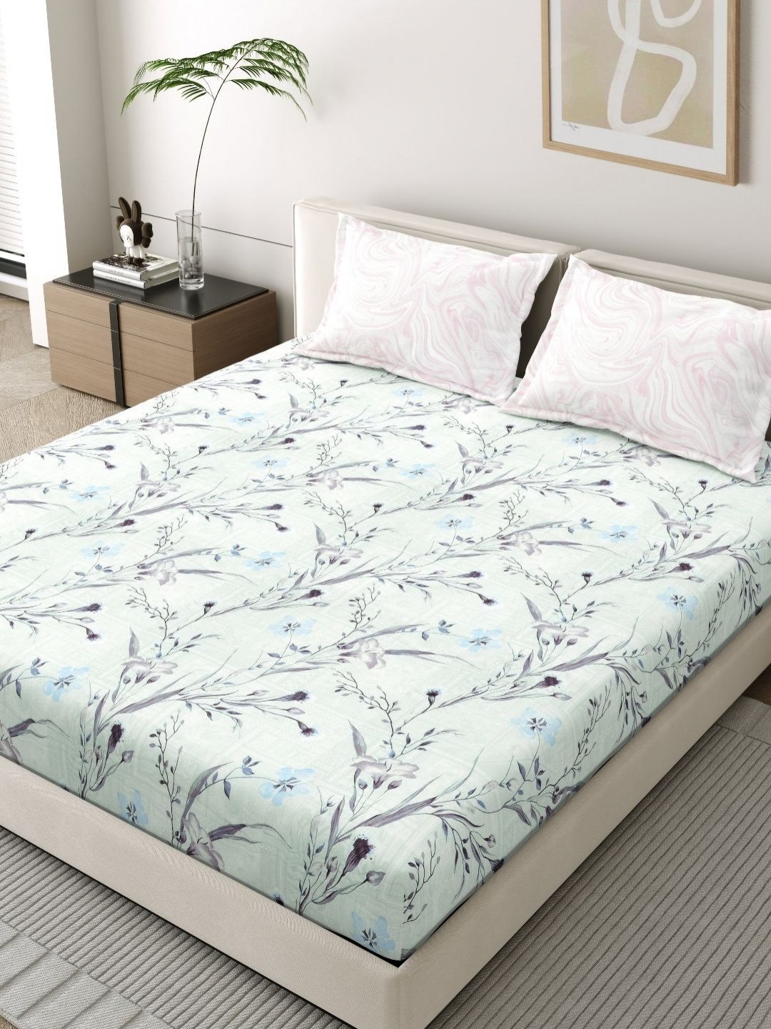 

EverHOME Purple & Blue Floral 210 TC King Bedsheet with 2 Pillow Covers