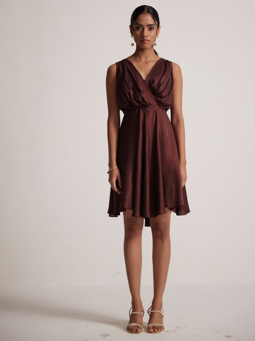 

Western Era Women Fit & Flare Dress With Front Pleats, Maroon