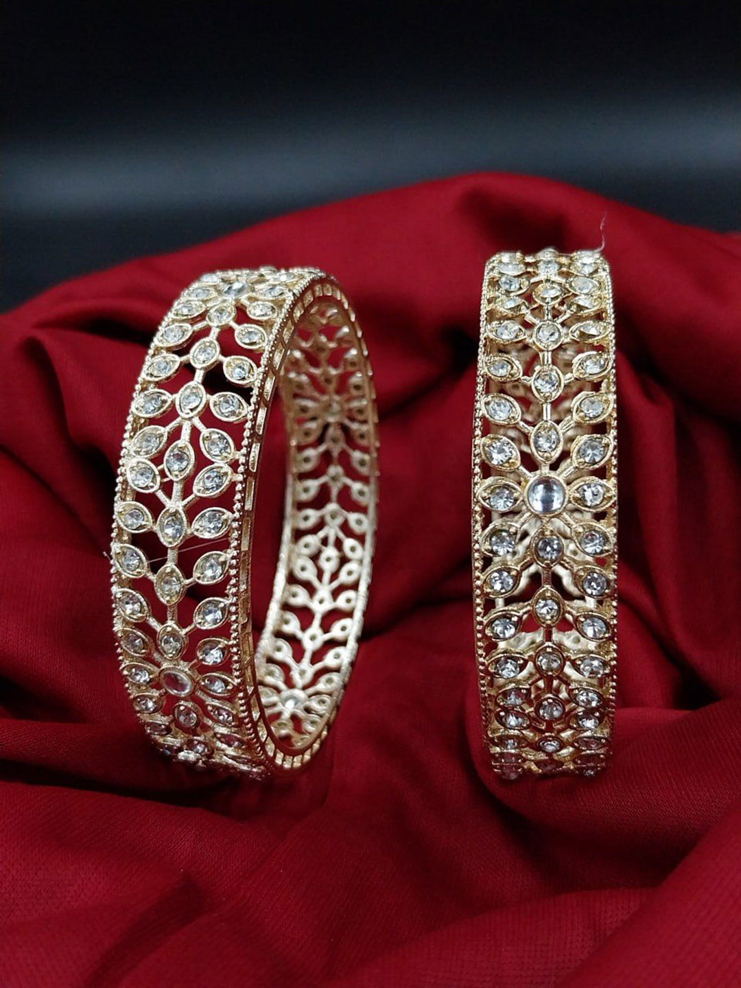 

Anouk Set Of 2 Gold-Plated Cubic Zirconia-Studded Bangles