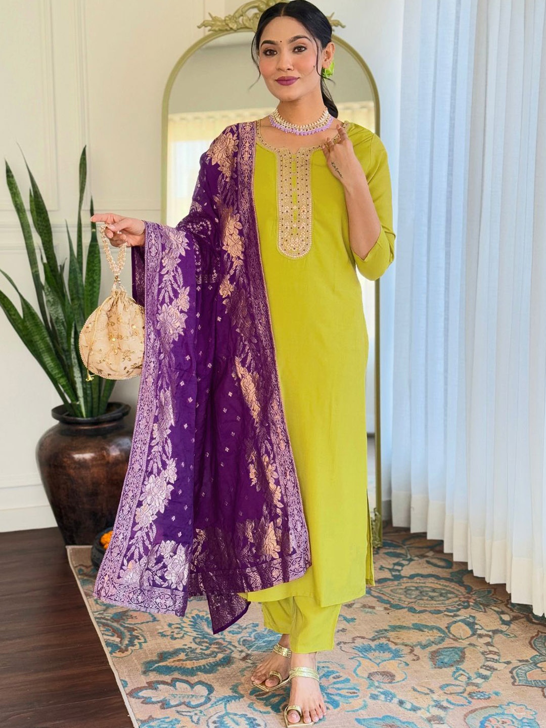 

PARNAVI Floral Embroidered Sequnnied Notch Neck Straight Kurta With Trousers & Dupatta, Green