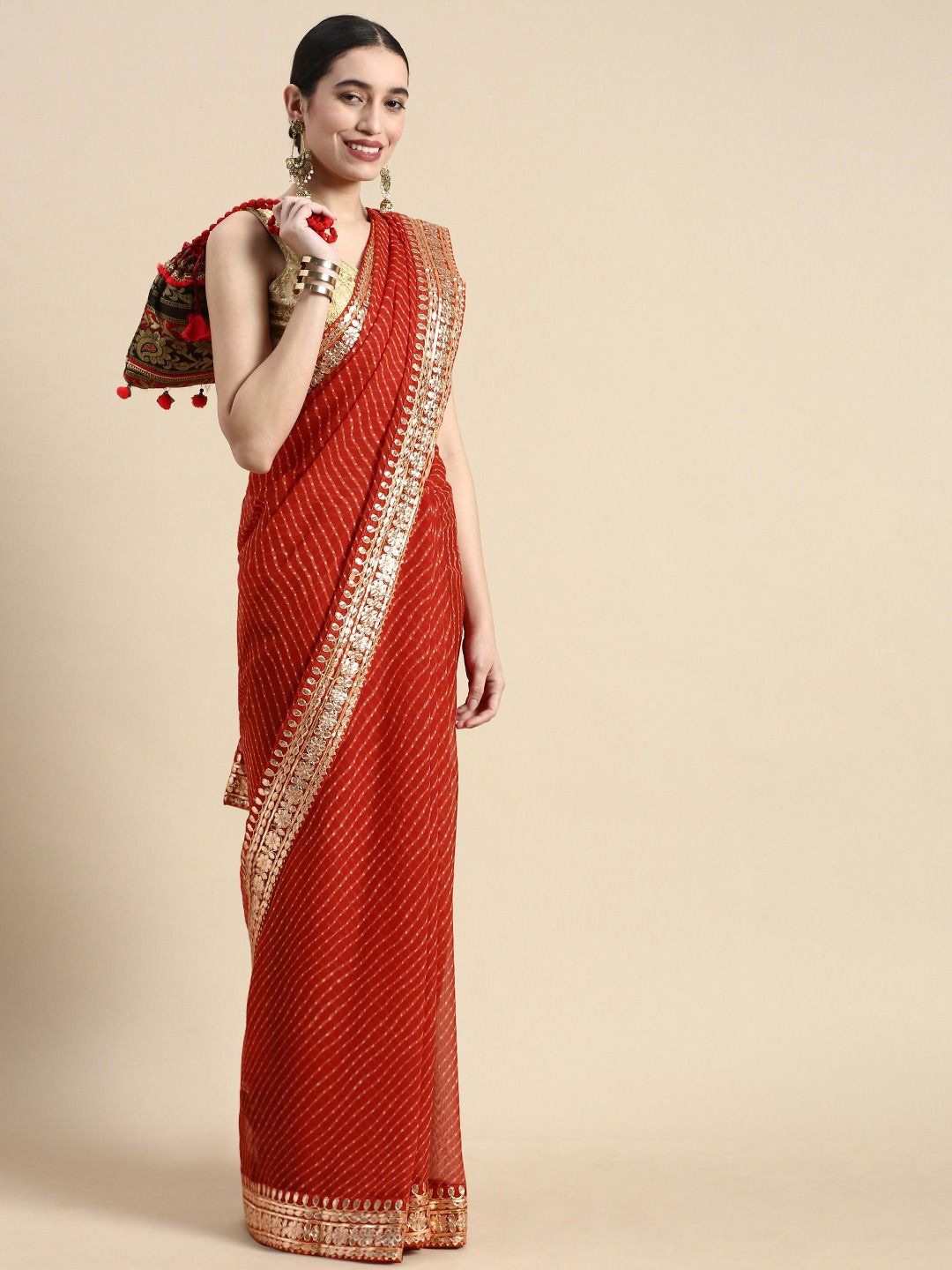 

DIVASTRI Printed Gotta Patti Leheriya Saree, Red