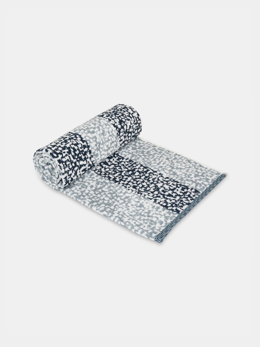 

Living scapes by Pantaloons Teal & Black 1 Printed Cotton 520 GSM Bath Towel
