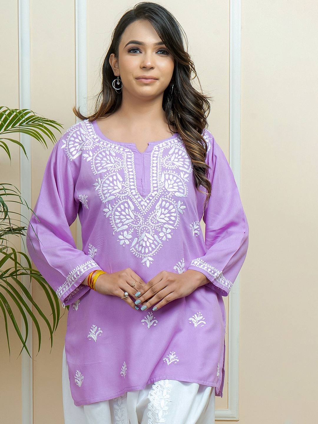 

ADR CHIKAN Women Ethnic Motifs Embroidered Chikankari Handloom Kurti, Lavender