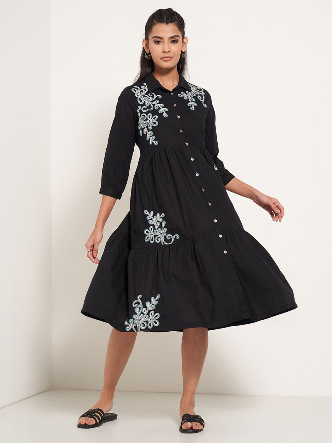 

AKKRITI BY PANTALOONS Women Floral Embroidered Mandarin Collar Neck Midi Shirt Dress, Black