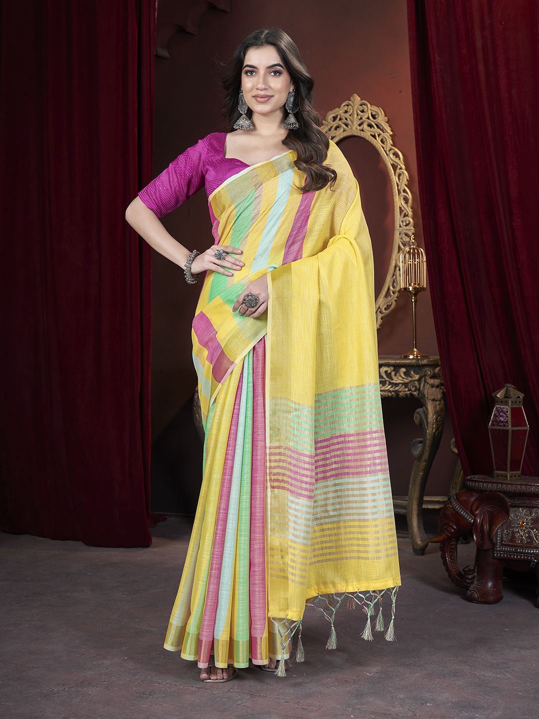

Dori Striped Woven Design Pure Cotton Banarasi Saree, Yellow