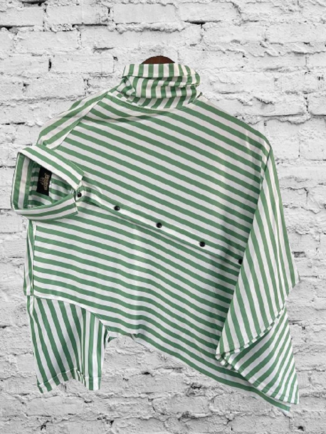 

iCome Men Spread Collar Vertical Striped Casual Shirt, White