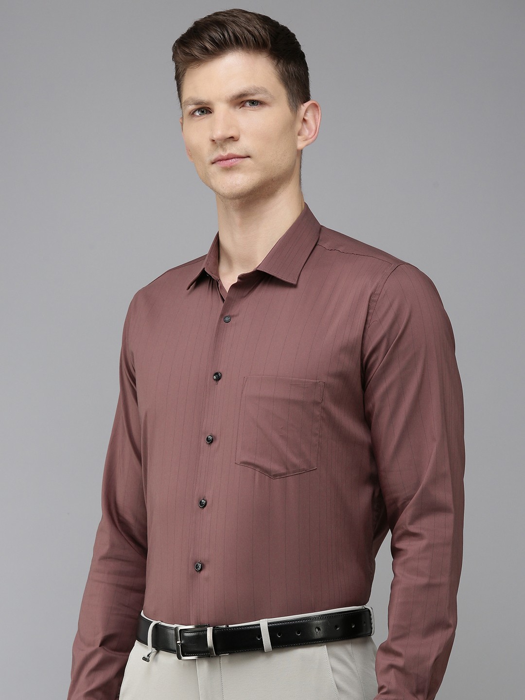 

Van Heusen Men Slim Fit Striped Formal Shirt, Brown