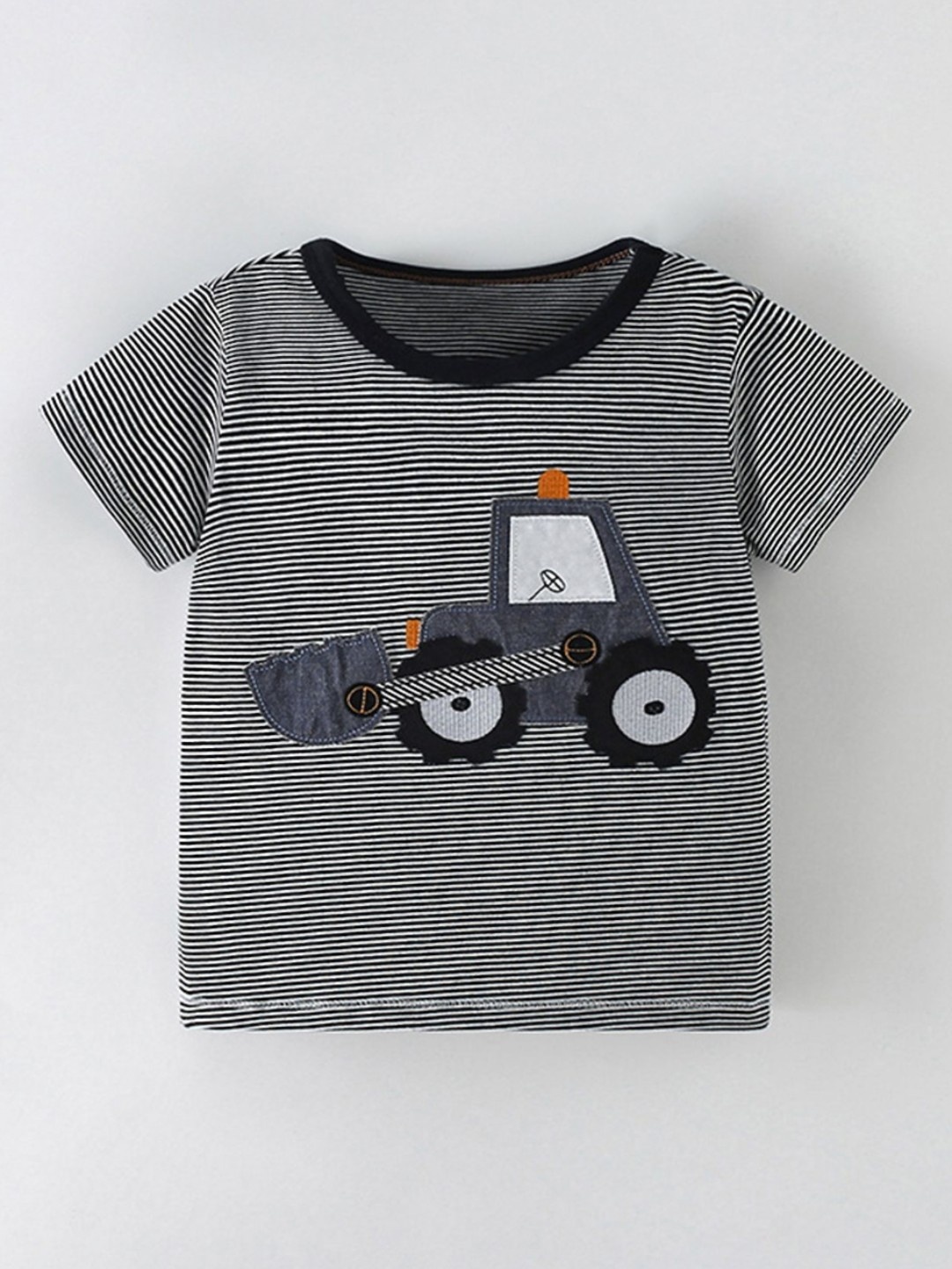 

LULU & SKY Boys Striped Round Neck Cotton T-shirt, White