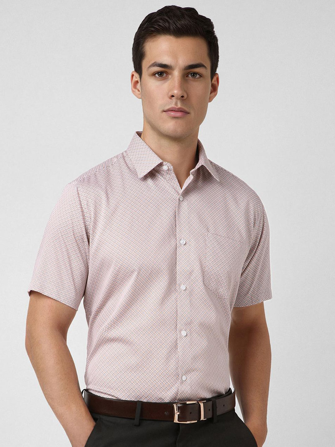 

Van Heusen Men Spread Collar Geometric Printed Cotton Formal Shirt, White