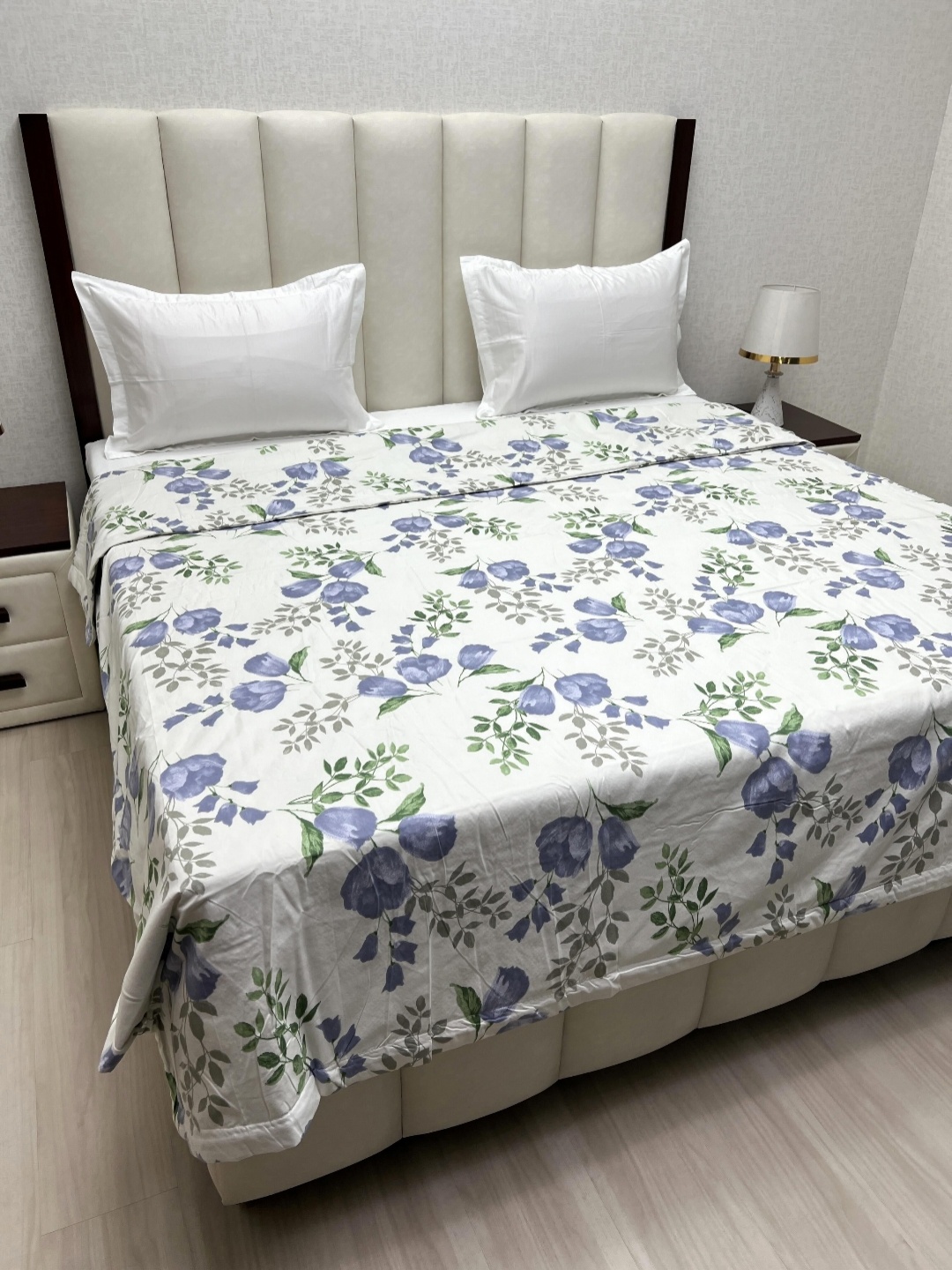 

Pure Decor Comfy White Floral Printed 210 GSM Microfiber AC Room Double King Bed Comforter