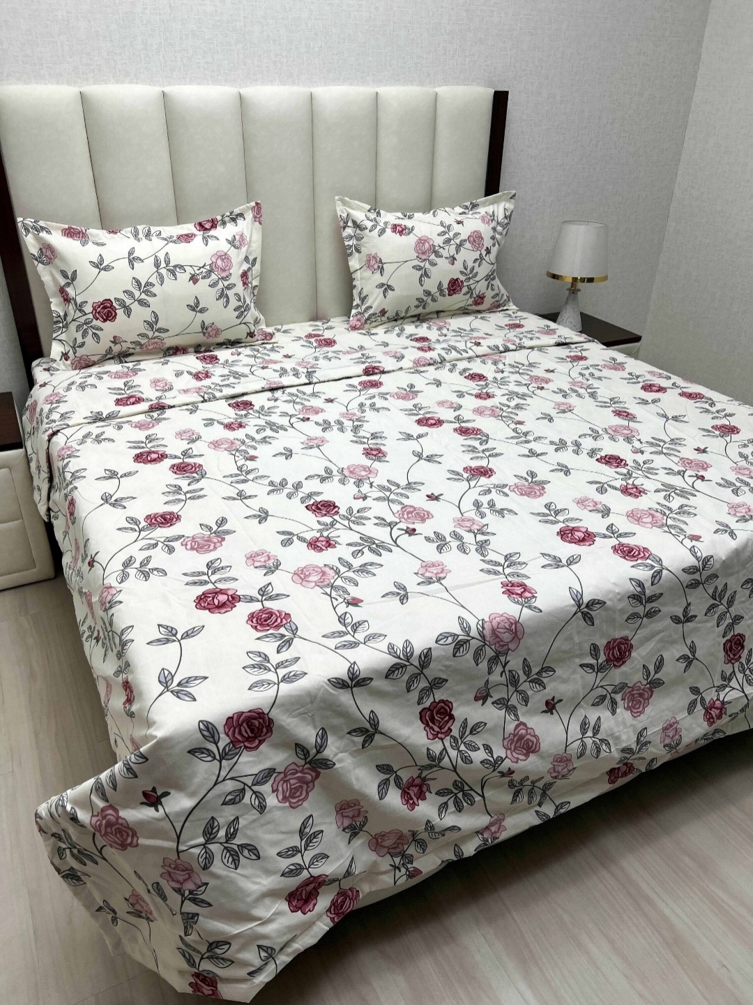 

Pure Decor White & Pink Floral Printed Fine Double King Size Bedding Set