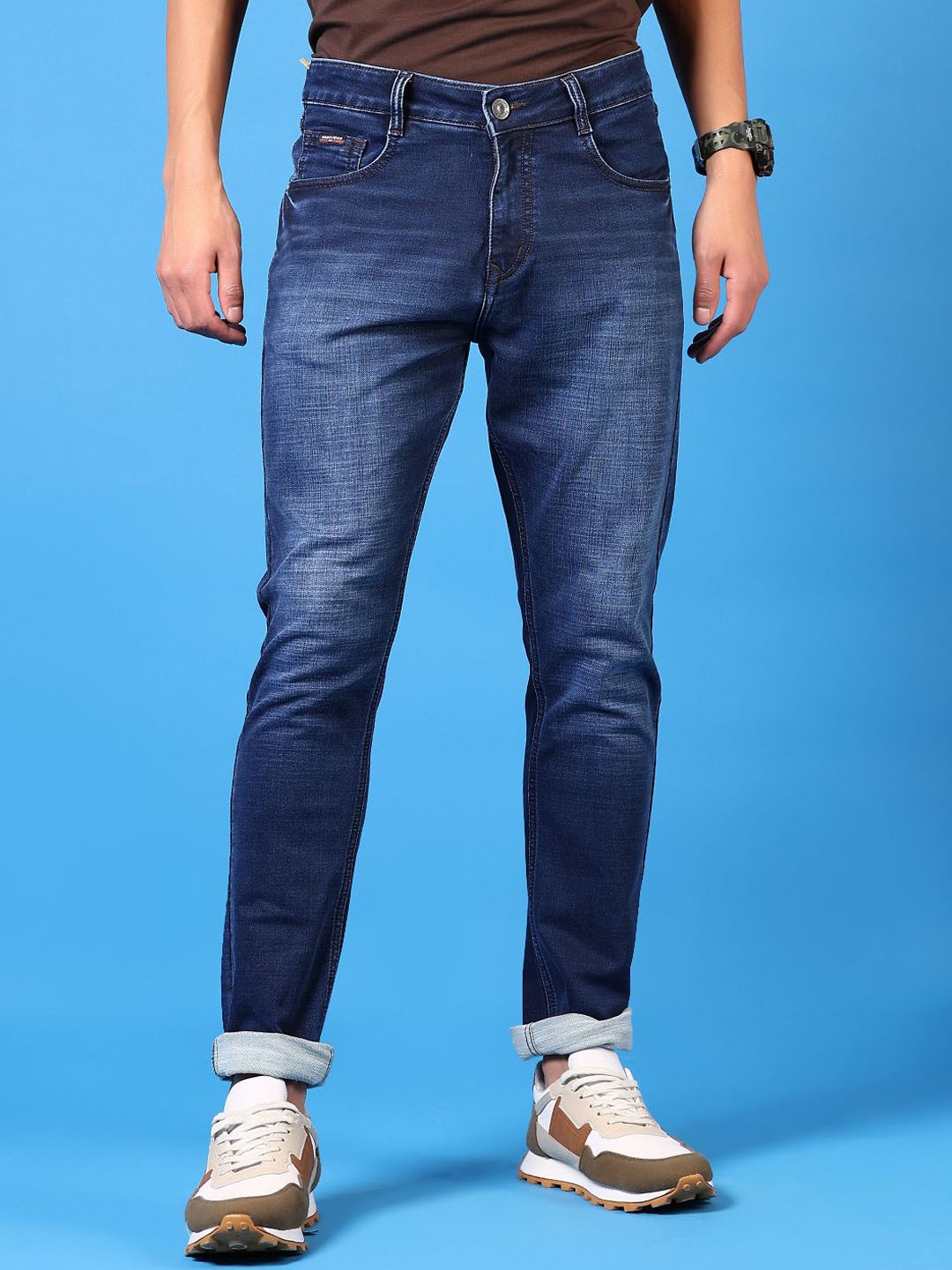 

V-Mart Men Regular Fit Mid Rise Clean Look Light Fade Non Stretchable Jeans, Blue