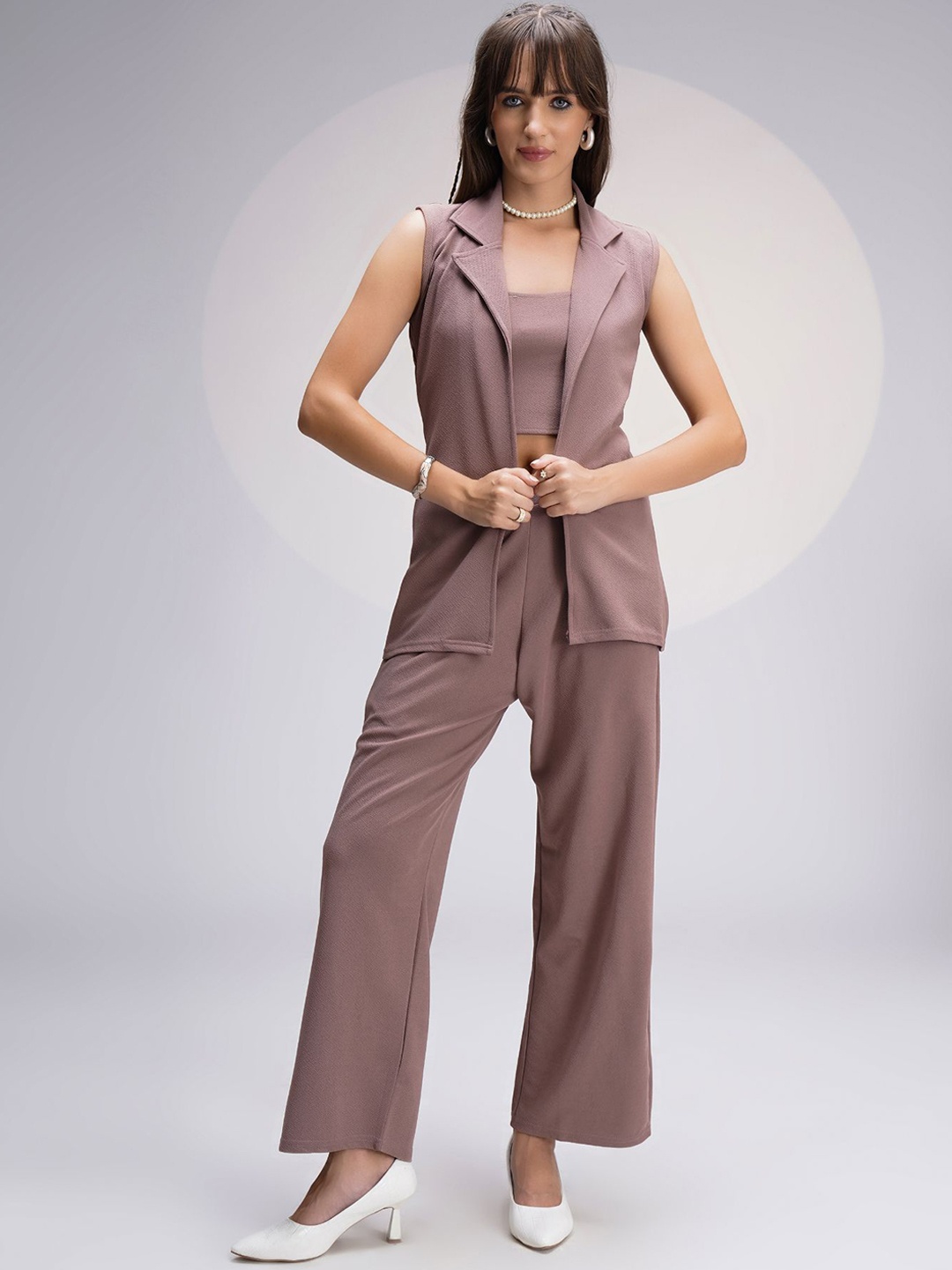 

Chemistry Lapel Collar Sleeveless Top & Trouser With Blazer Co-Ord Set, Mauve