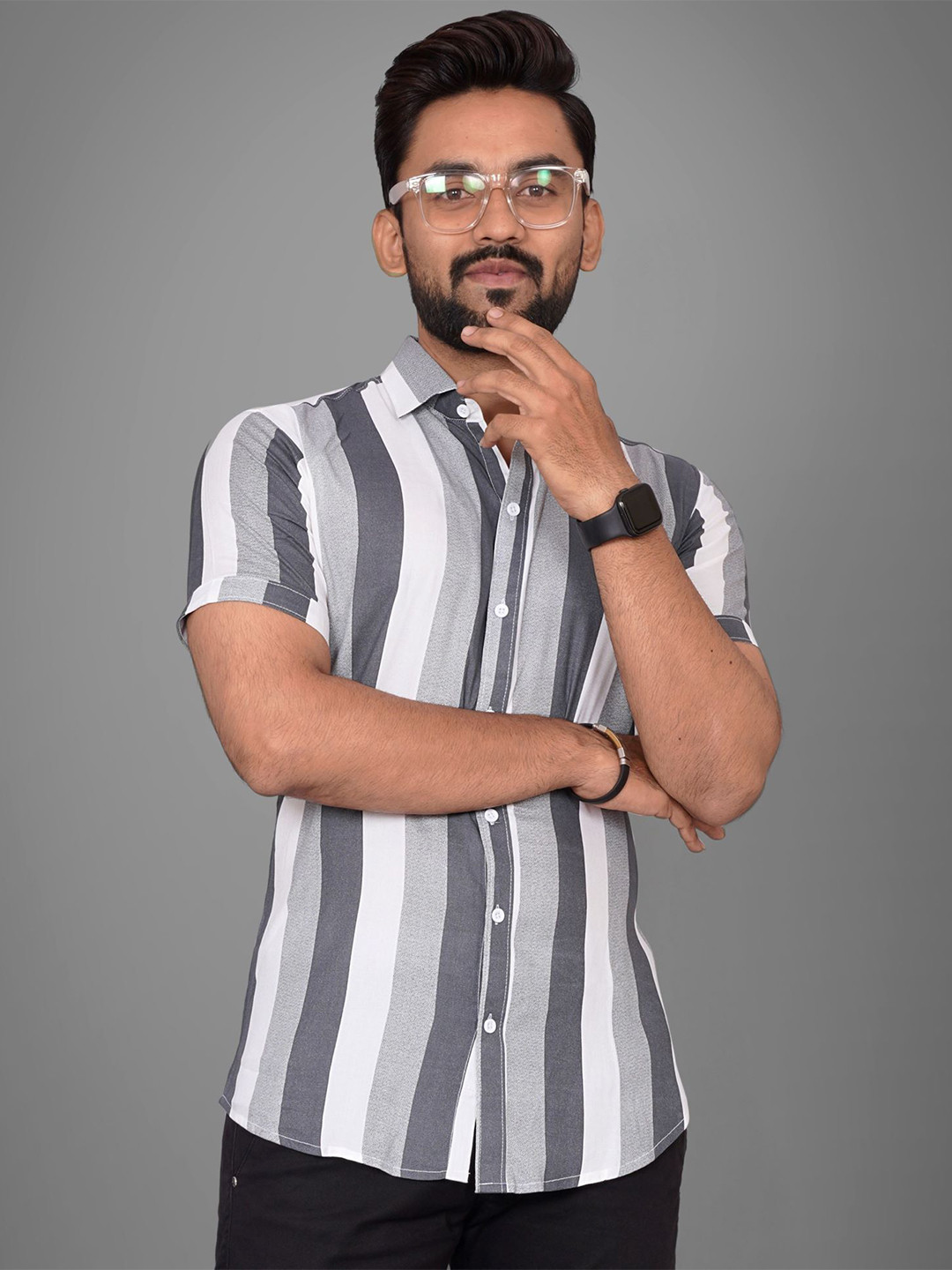 

Metronaut Men Regular Fit Spread Collar Vertical Striped Casual Shirt, Grey