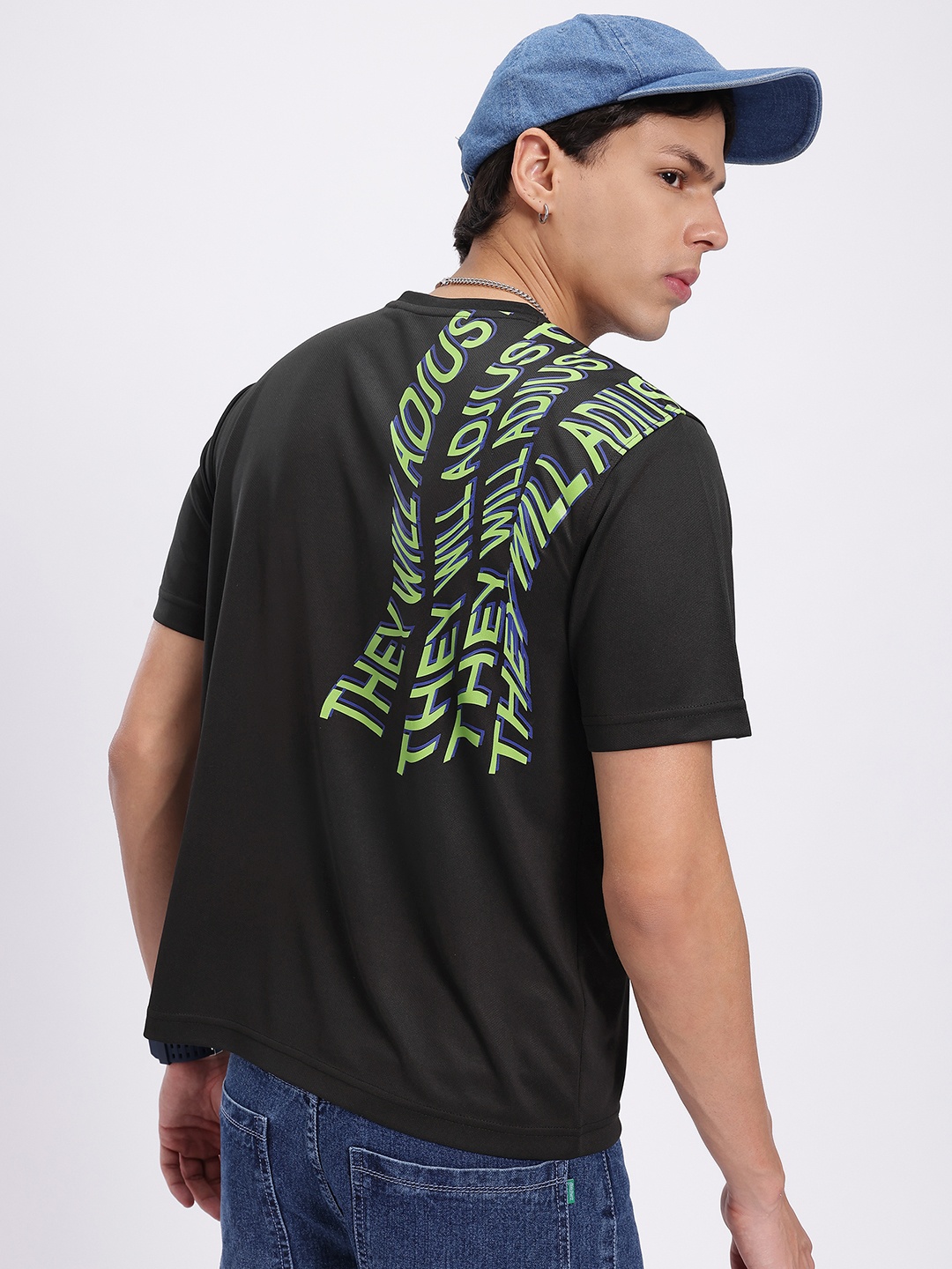 

glitchez Groovy Lettering Print Round-Neck T-shirt, Black