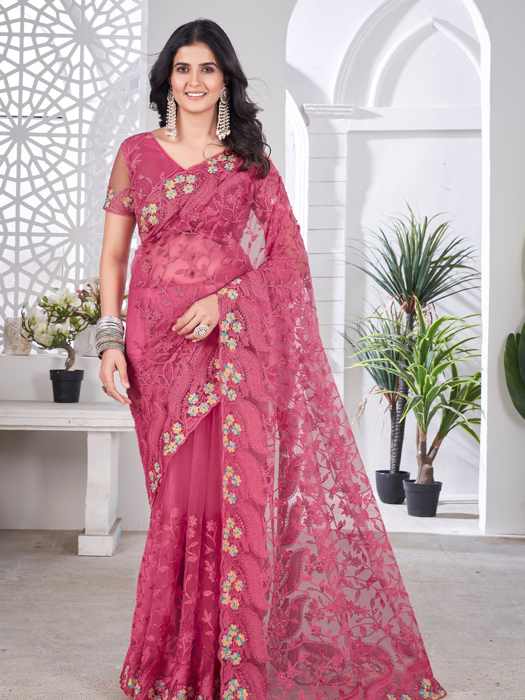 

Vintro Floral Embroidered Thread Work with Stonework Net Saree, Pink