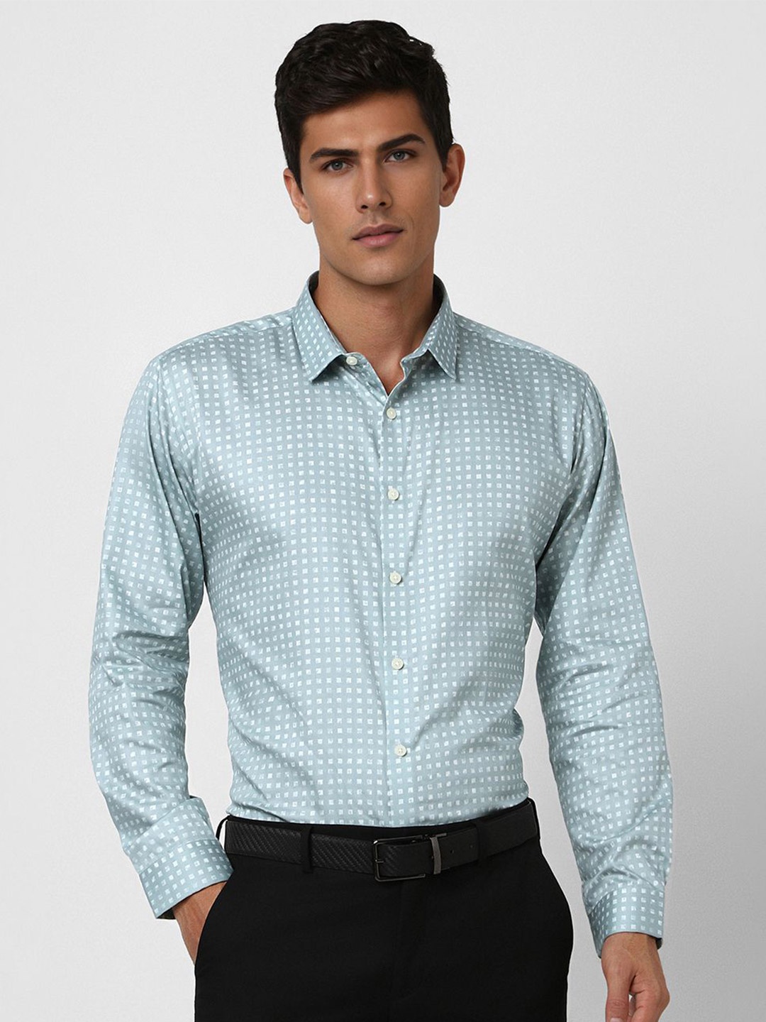 

V Dot Men Slim Fit Spread Collar Geometric Printed Cotton Formal Shirt, Blue