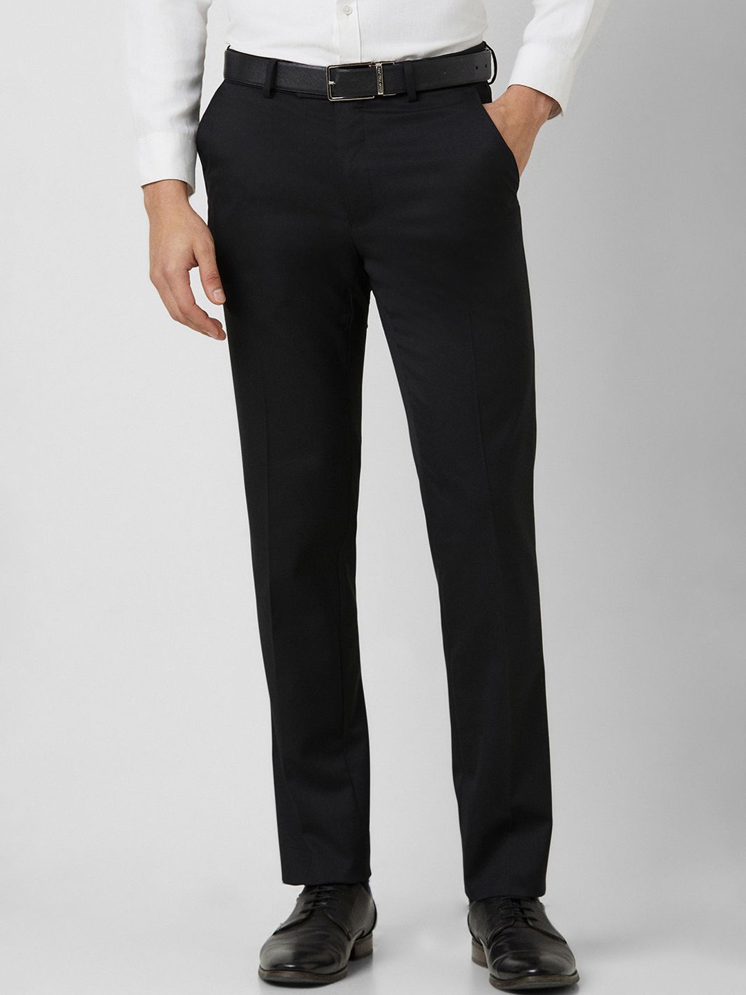 

Van Heusen Men Slim Fit Formal Trousers, Black