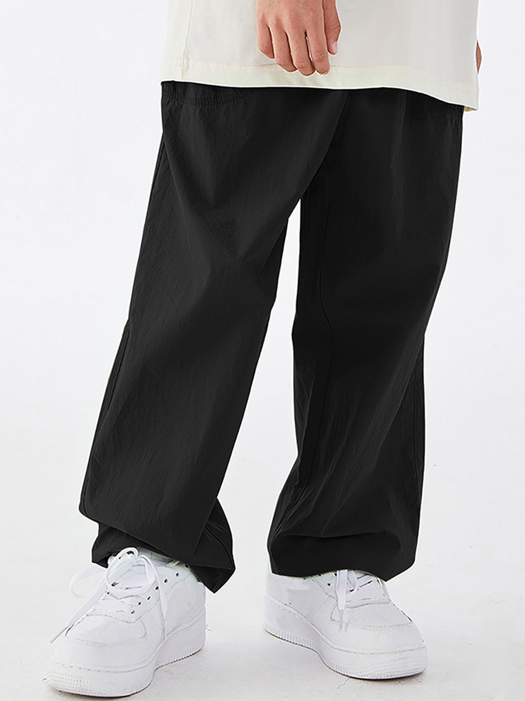 

LULU & SKY Girls Tapered Fit High-Rise Cotton Trousers, Black