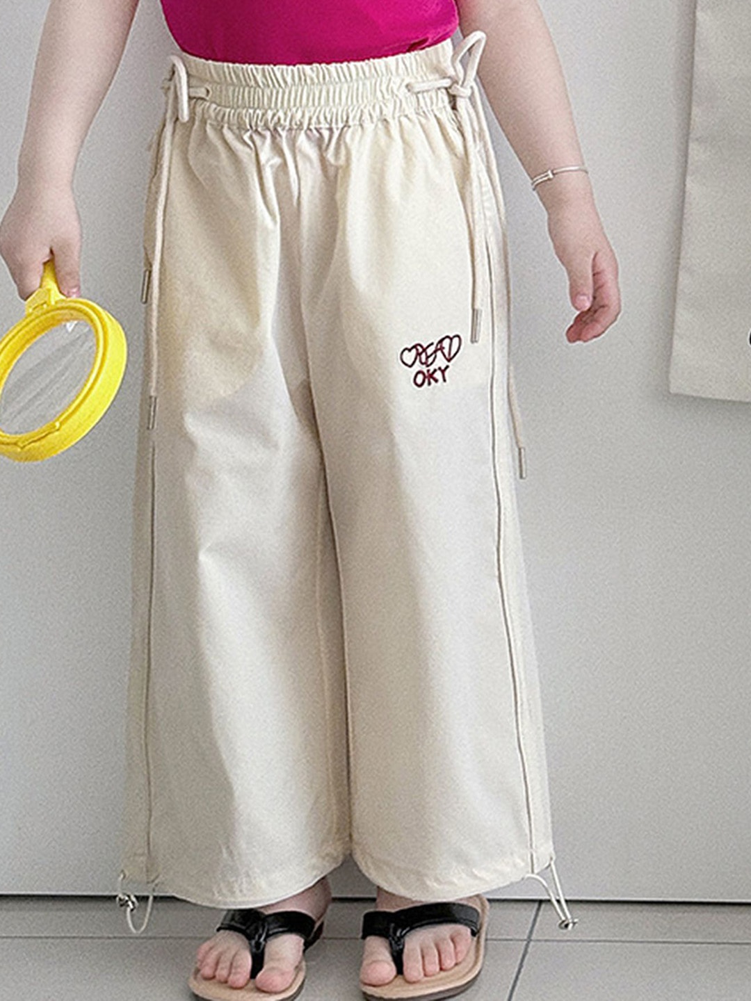 

LULU & SKY Girls Cotton Loose Fit High-Rise Joggers Trousers, Cream