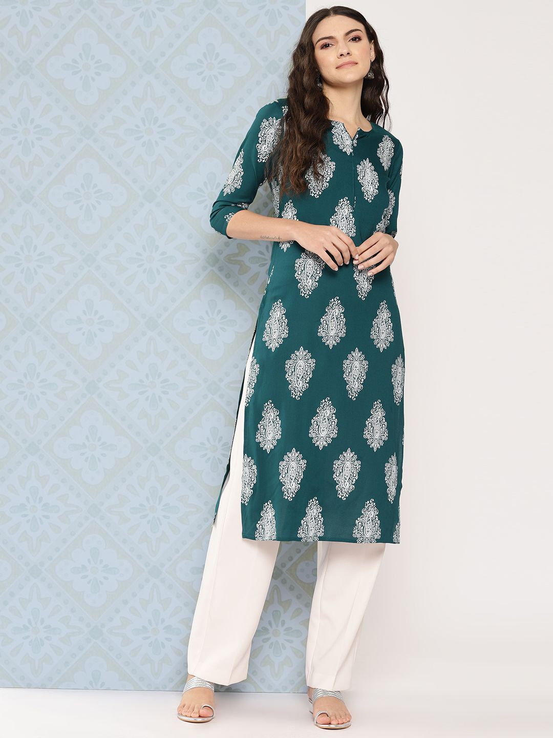 

KALINI Paisley Printed Notch Neck Three-Quarter Sleeves Straight Kurta, Teal