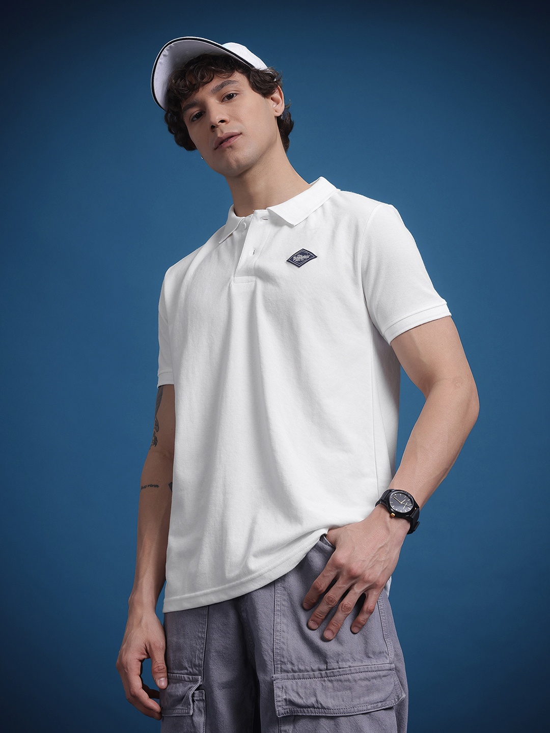 

The Roadster Lifestyle Co. Men Polo Collar Applique T-shirt, White