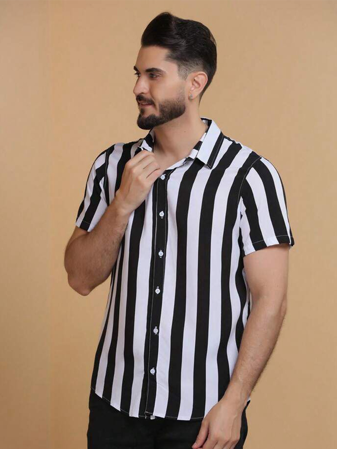 

iCome Men Slim Fit Spread Collar Vertical Striped Casual Shirt, White