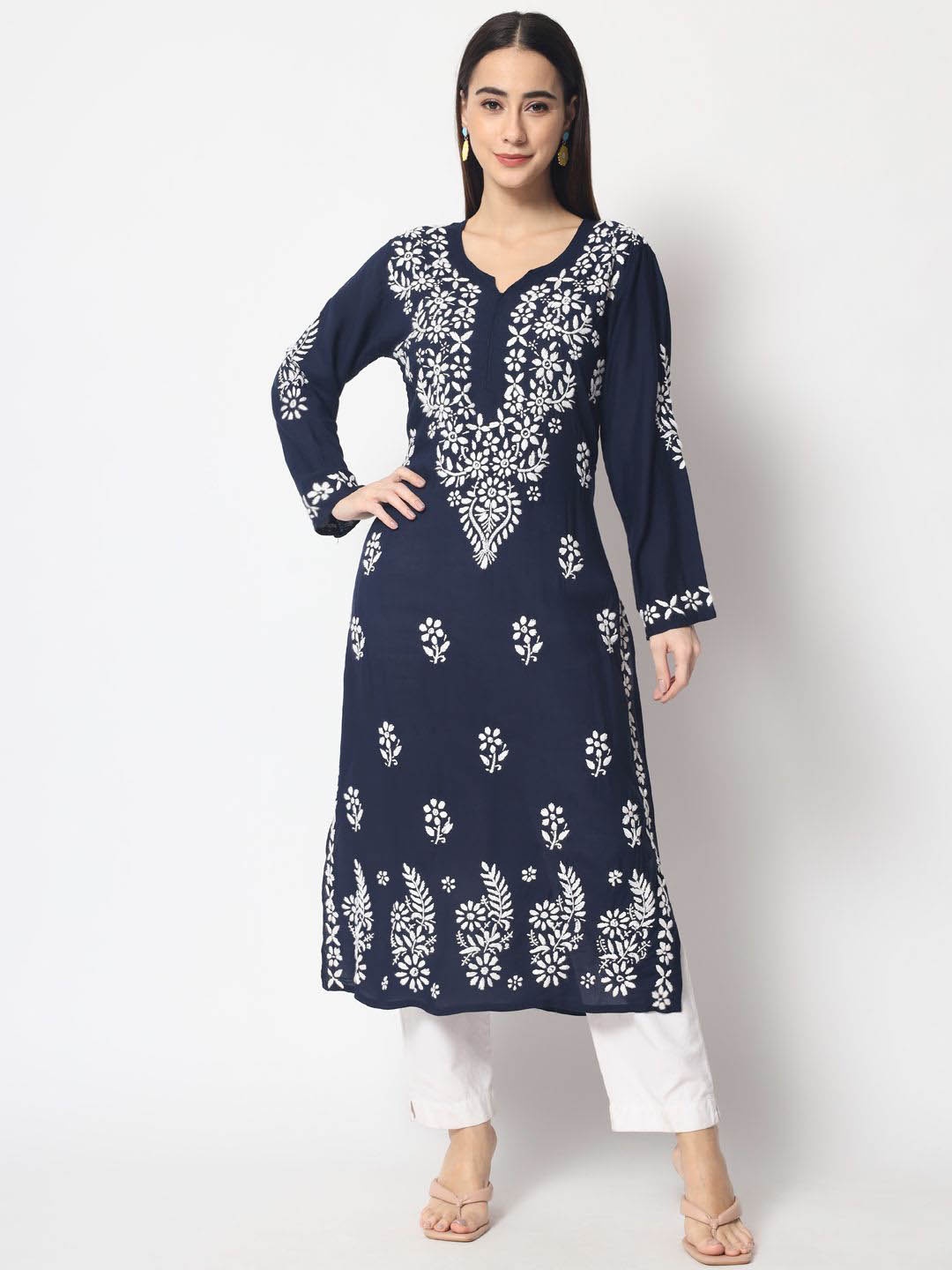 

PARAMOUNT CHIKAN Floral Lucknowi Chikankari Notch Neck Straight Kurta, Navy blue