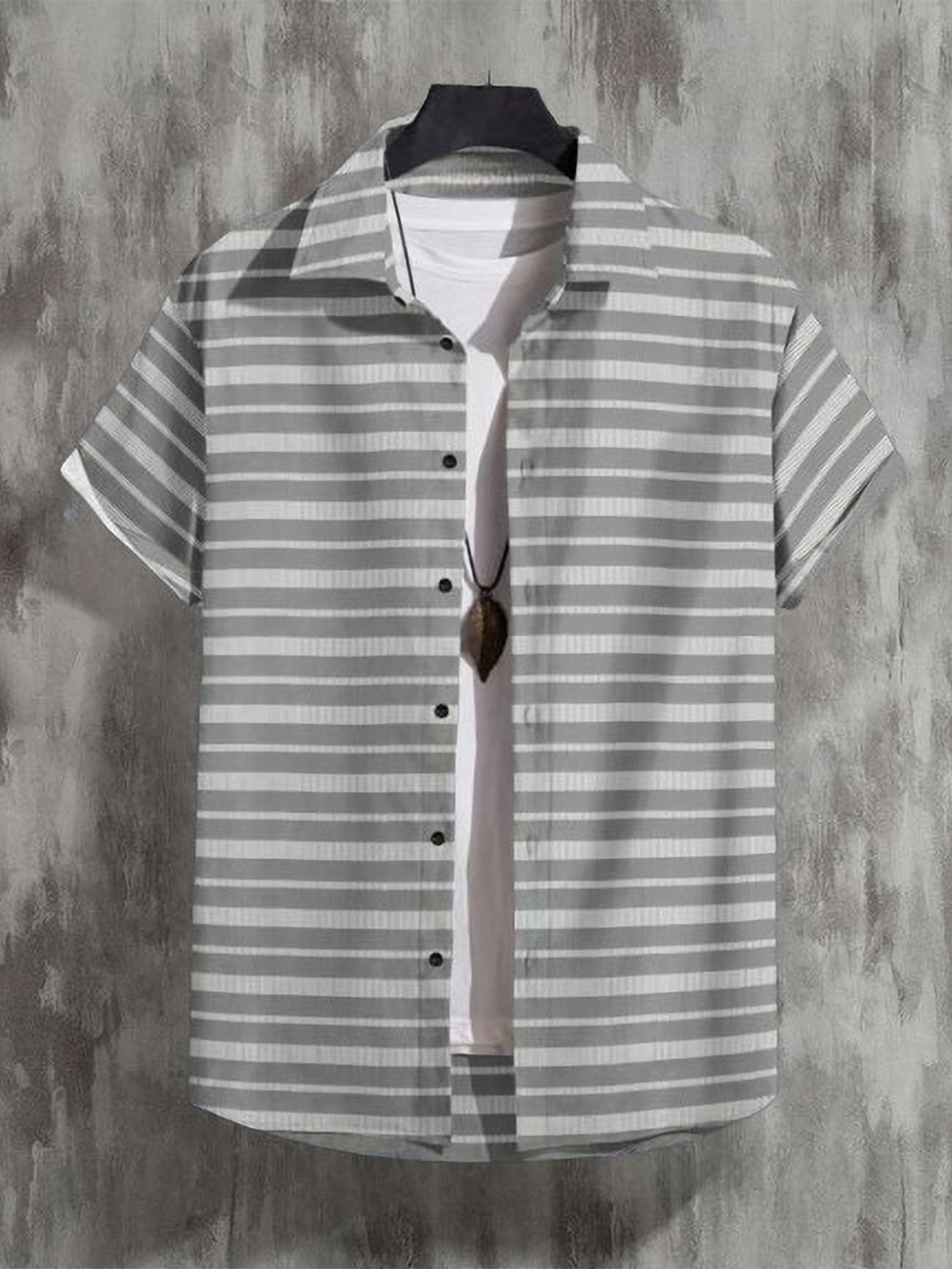 

iCome Men Spread Collar Horizontal Striped Casual Shirt, Grey