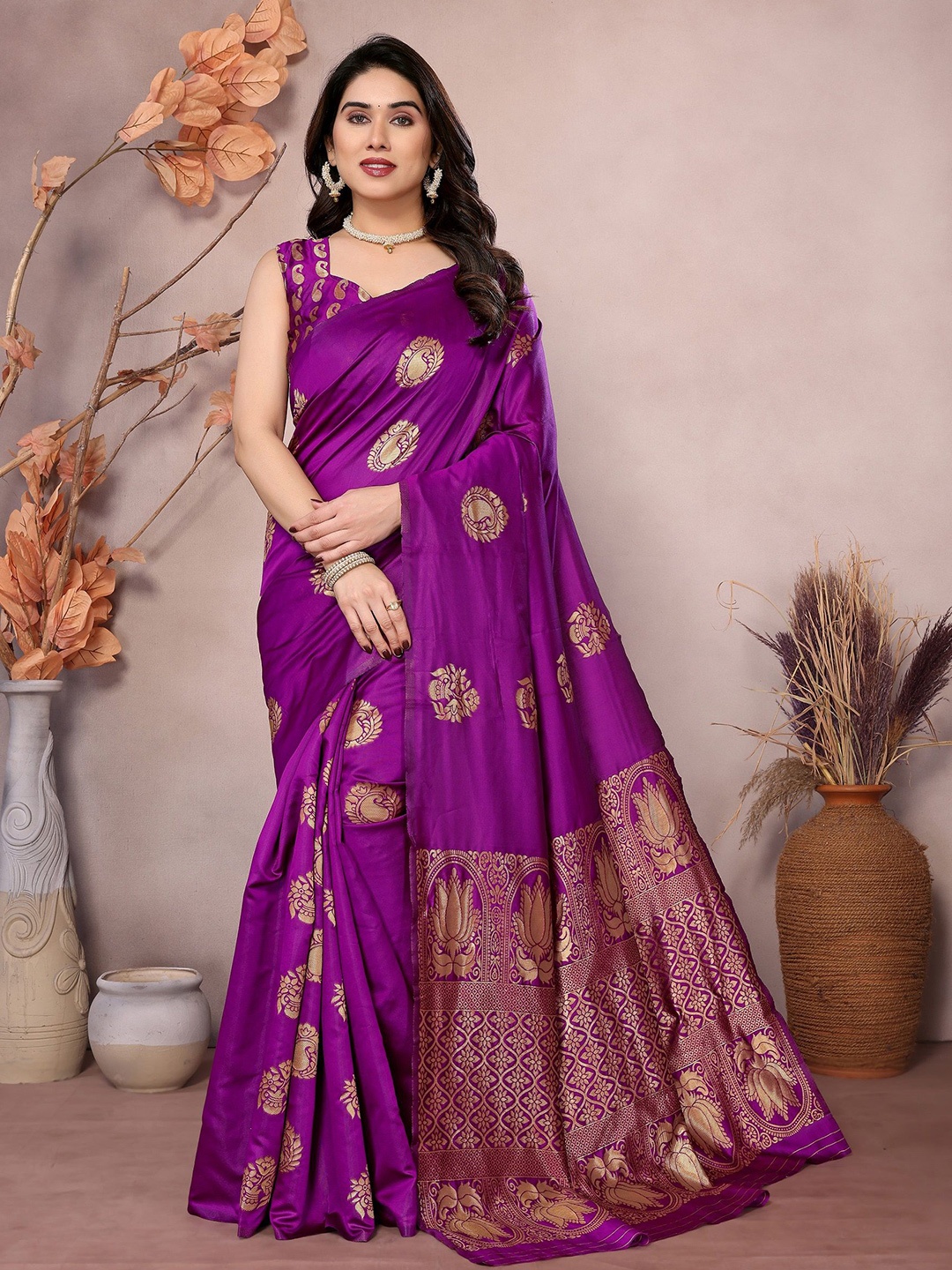 

VEDANT VASTRAM Ethnic Zari Art Silk Banarasi Saree, Purple