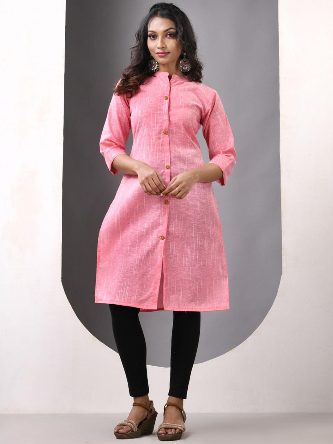 

Charukriti Mandarin Collar Pure Cotton Straight Kurta, Pink