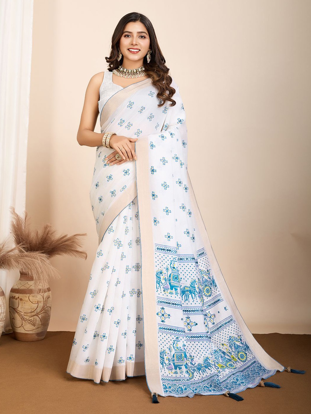 

bansari textiles Floral Zari Silk Blend Designer Banarasi Saree, Turquoise blue