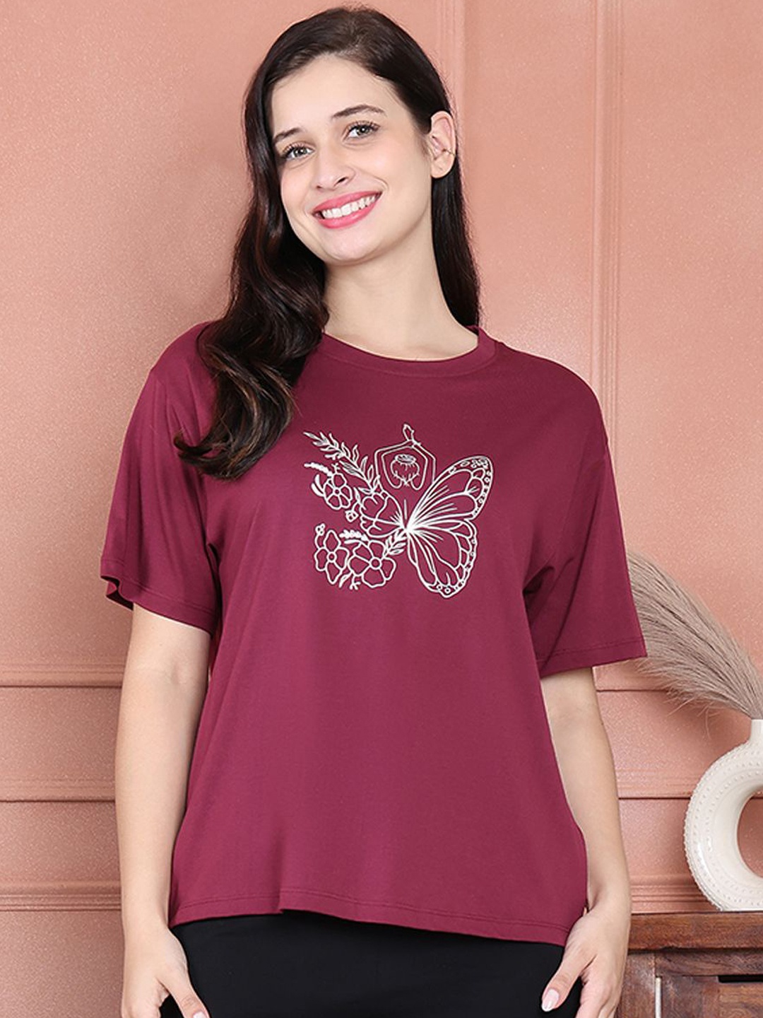 

Kanvin Women Printed Lounge T-Shirt, Maroon