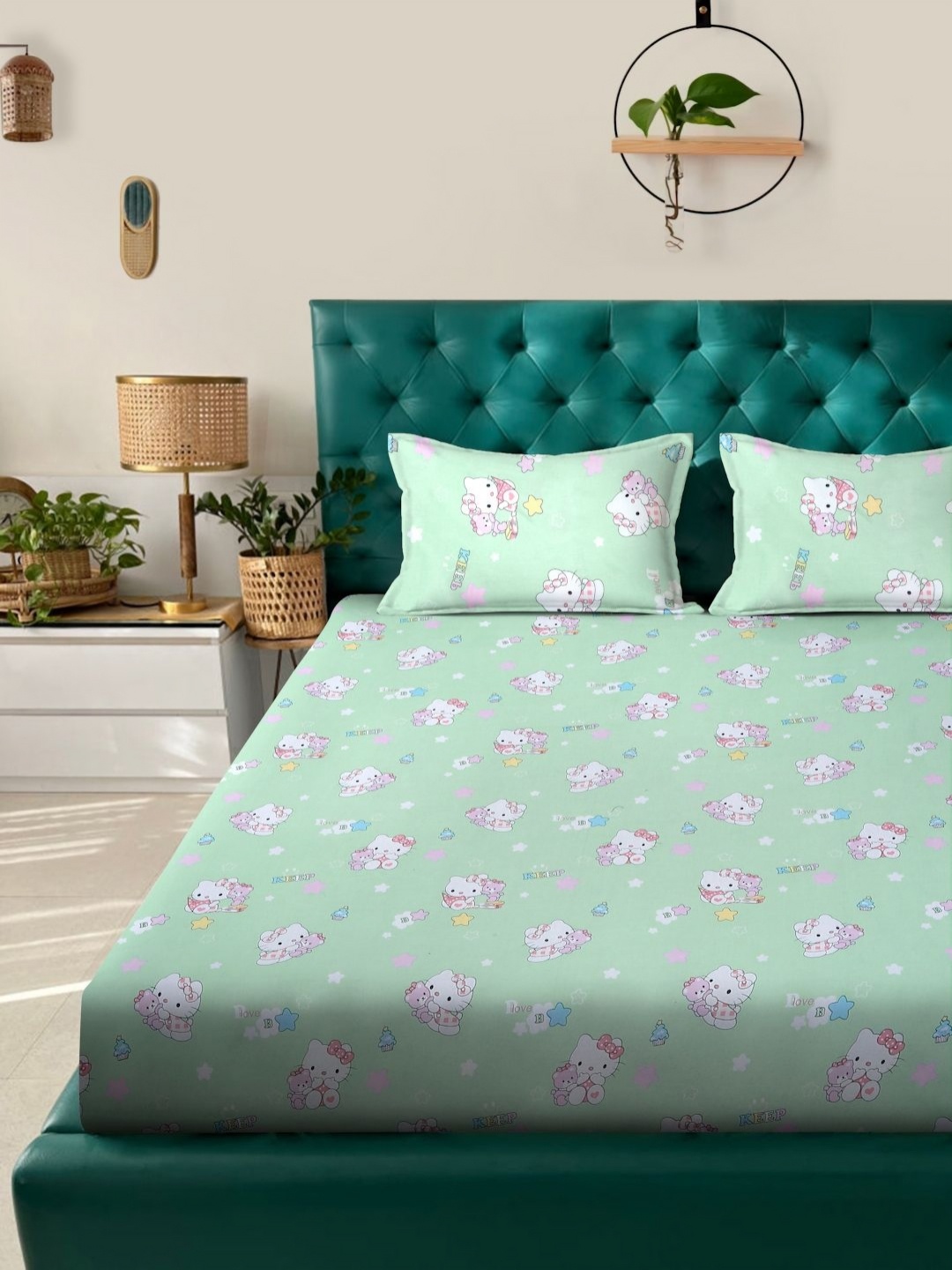

KLOTTHE Green & White Printed Fitted 400TC Pure Cotton King Bedsheet With 2 Pillow Cover