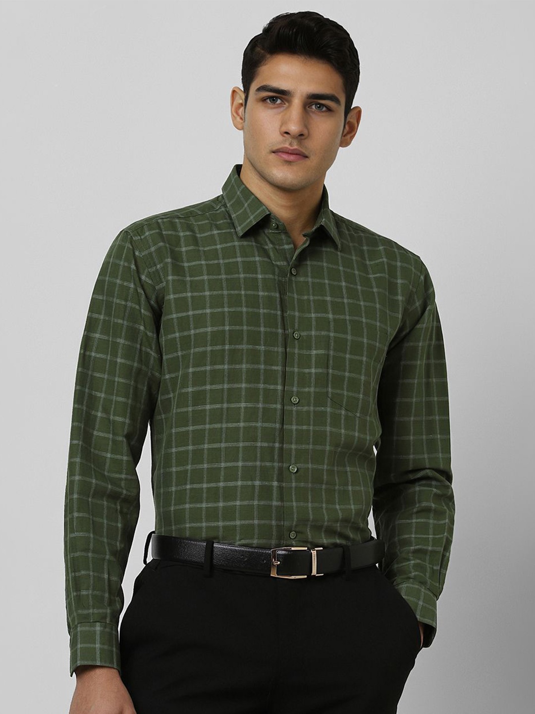 

Van Heusen Men Regular Fit Spread Collar Checked Formal Shirt, Olive