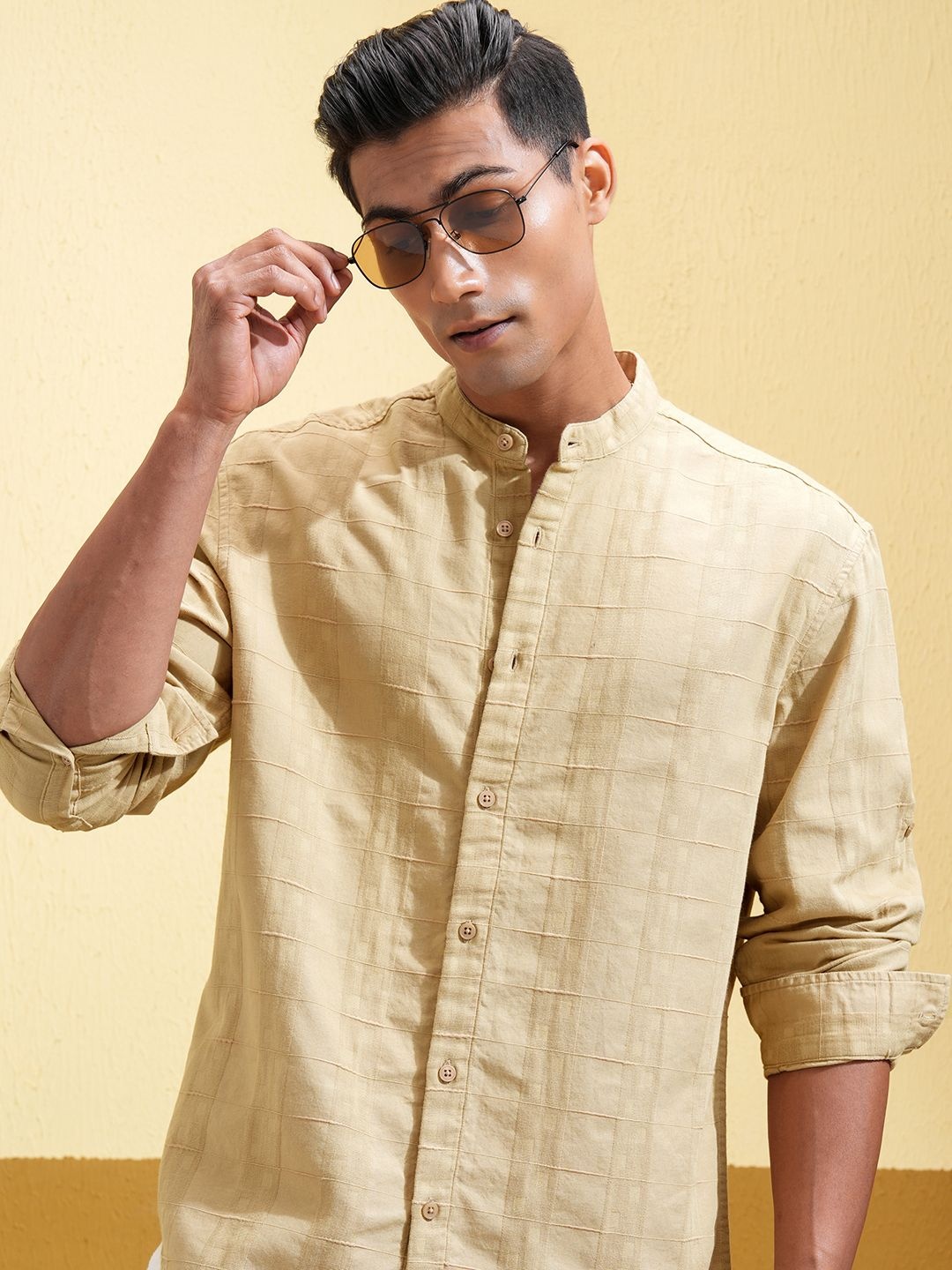 

HIGHLANDER Men Relaxed Fit Mandarin Collar Checked Cotton Casual Shirt, Khaki
