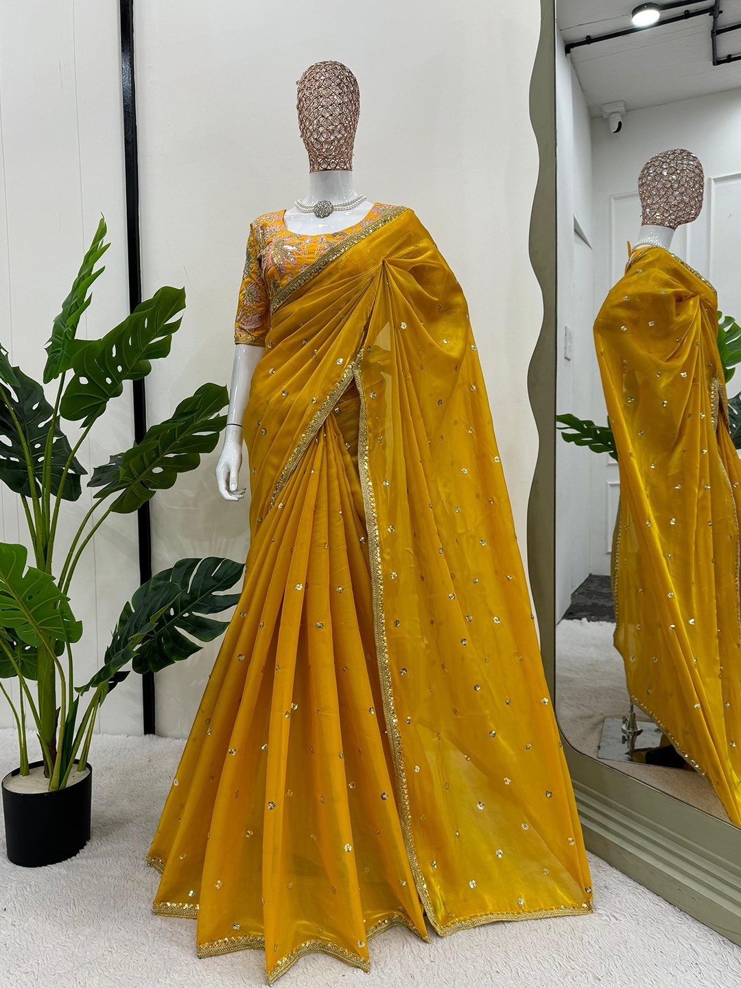 

GRISHU COLLECTION Embellished Sequinned Saree, Yellow
