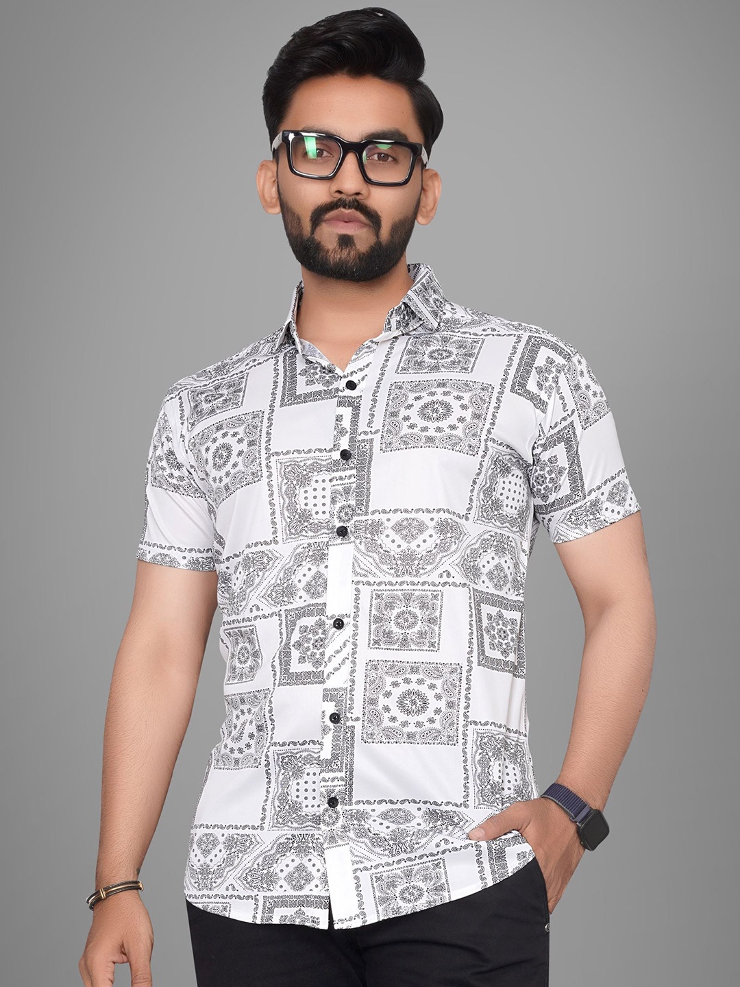 

Metronaut Men Regular Fit Spread Collar Ethnic Motifs Printed Cotton Casual Shirt, White