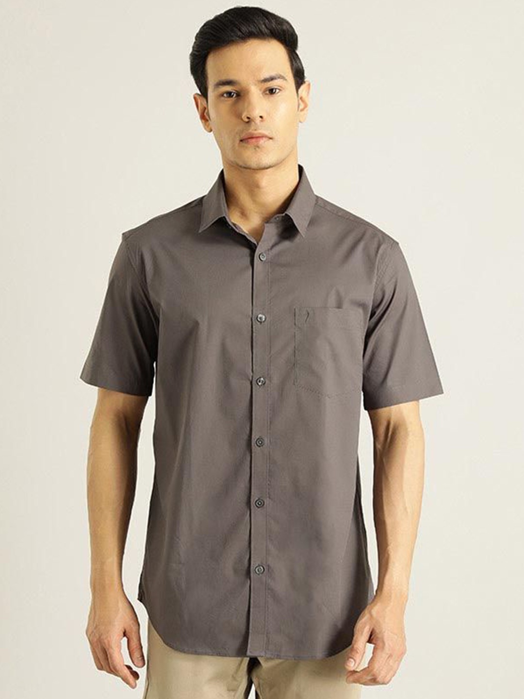 

Indian Terrain Men Classic Fit Spread Collar Solid Cotton Casual Shirt, Grey
