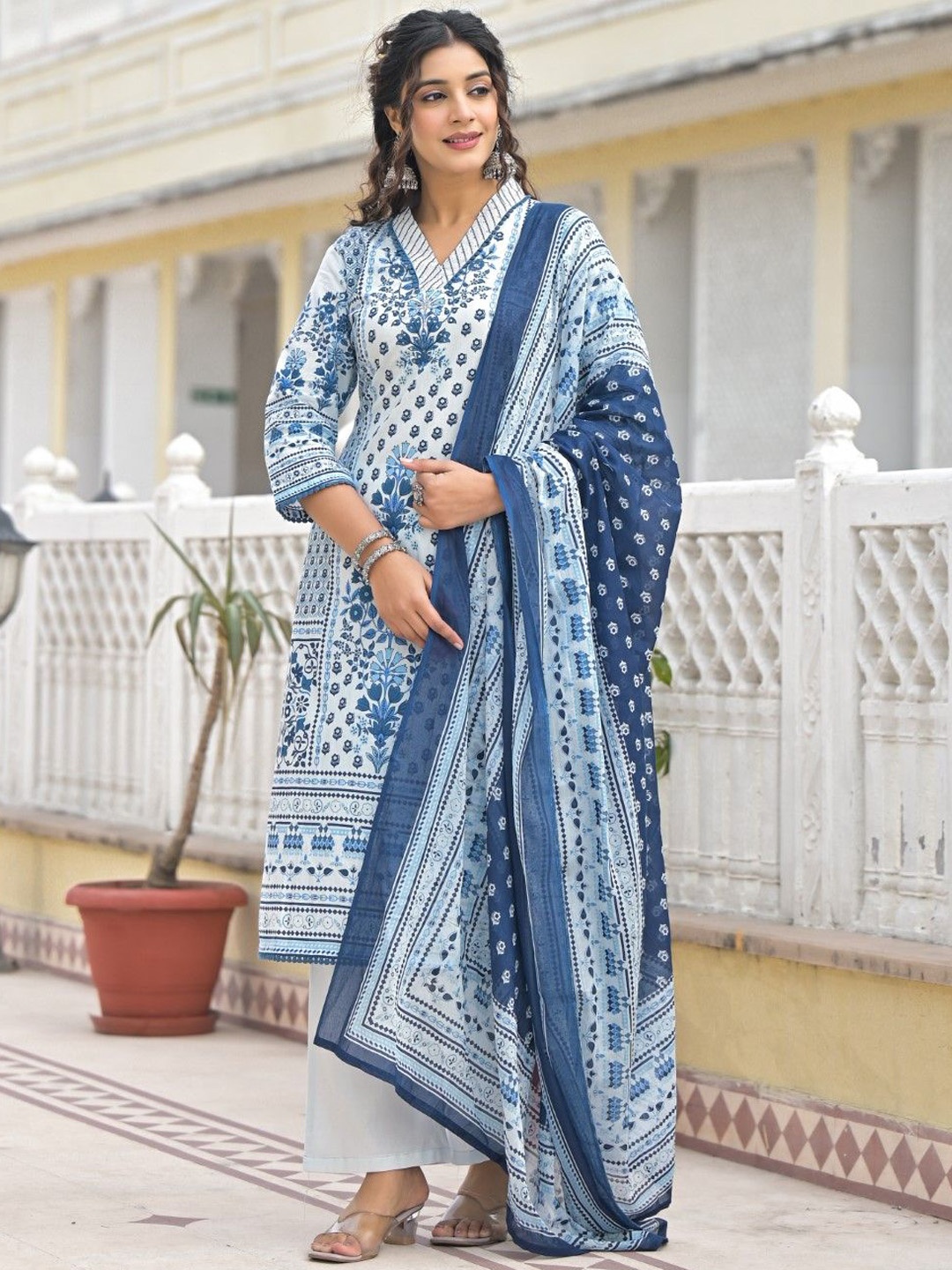 

AUTUMN LANE Floral Printed V-Neck Pure Cotton Kurta with Trouser And Dupatta, Blue