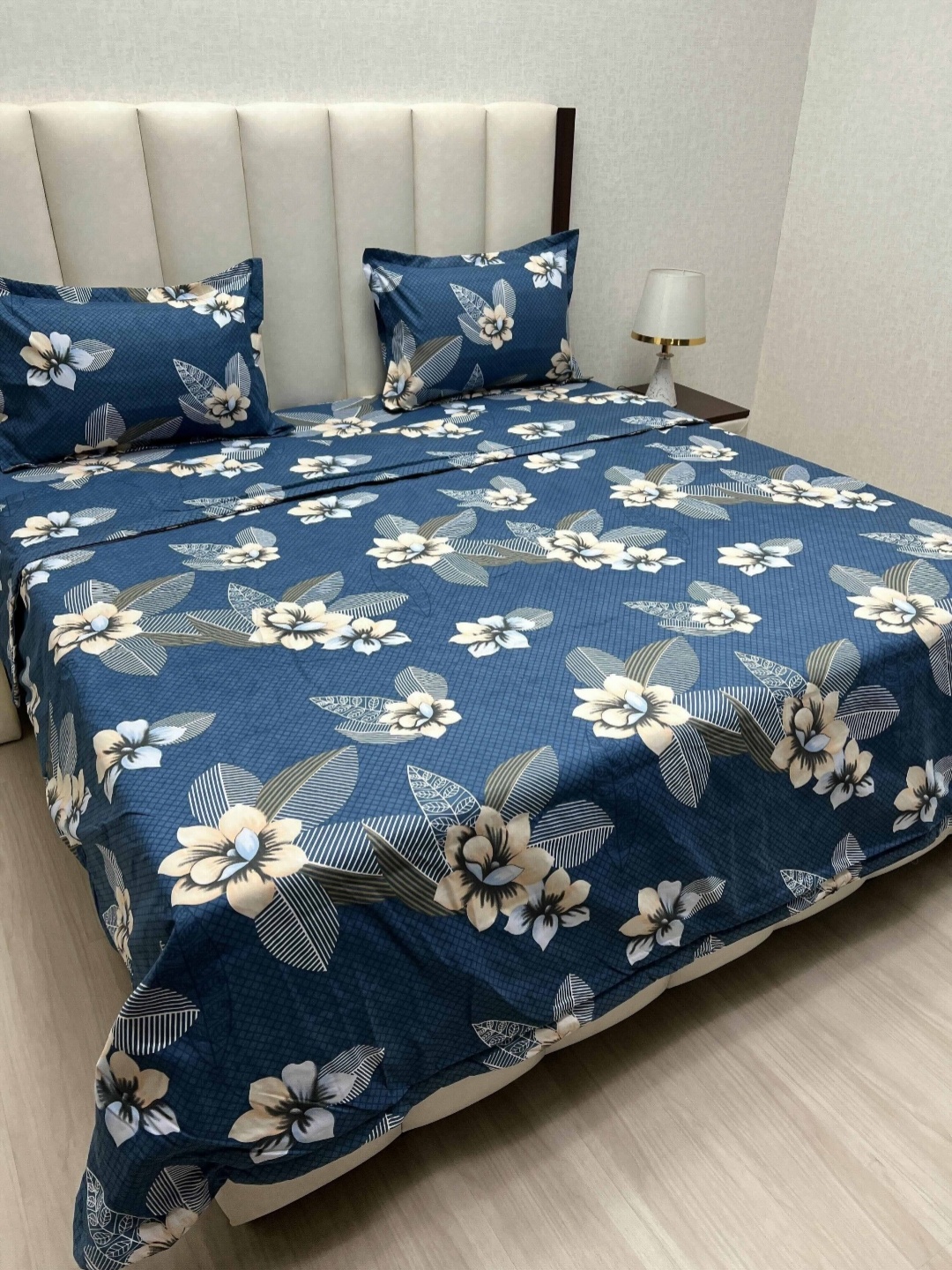 

Pure Decor Blue And Beige Floral Printed Double King Superfine Bedding Set