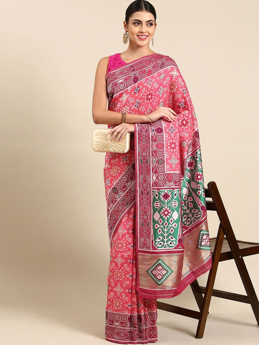 

DIVASTRI Woven Design Zari Silk Blend Patola Saree, Pink