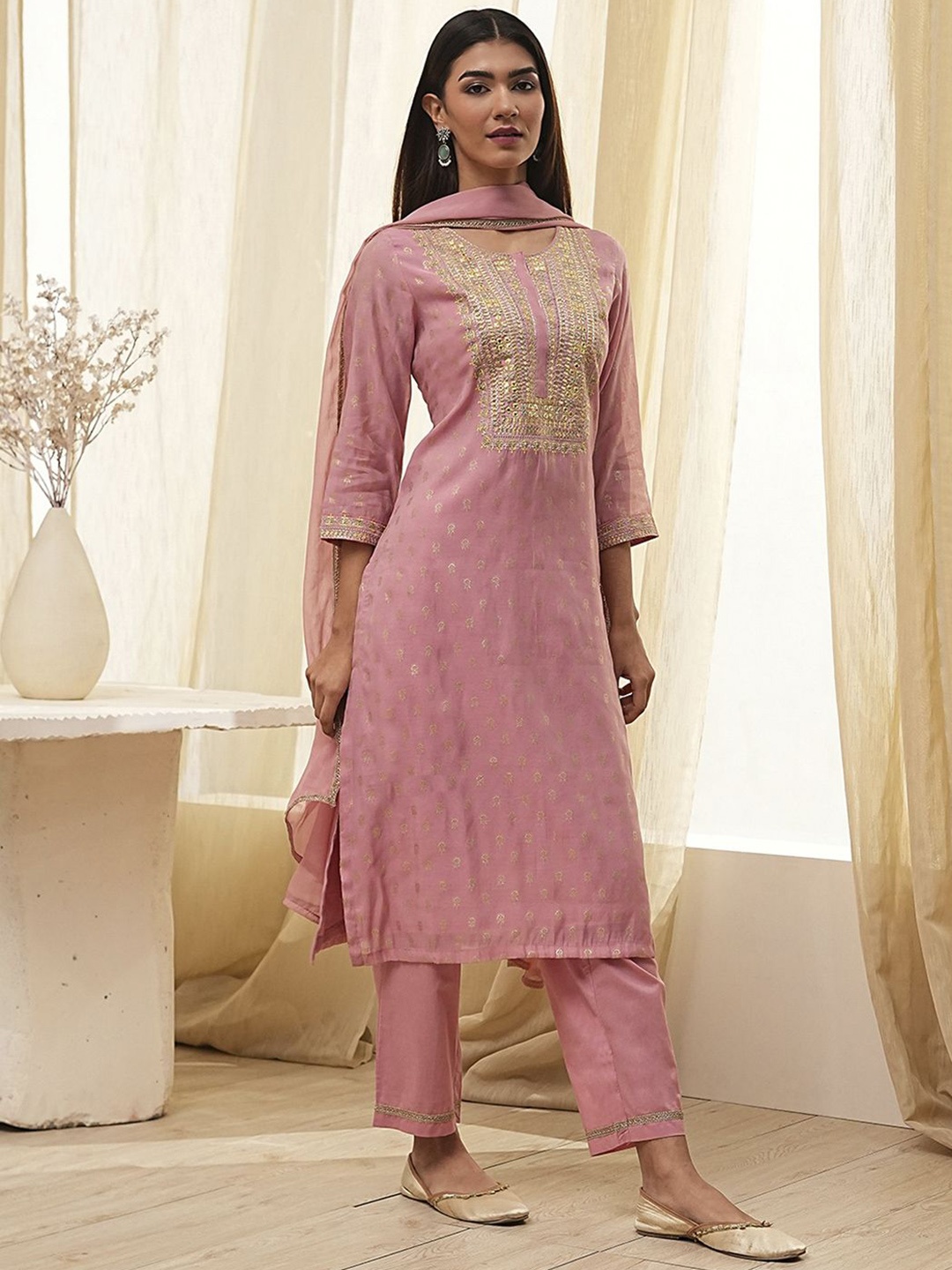 

Biba Floral Embellished Round Neck Straight Kurta With Trouser And Dupatta, Pink
