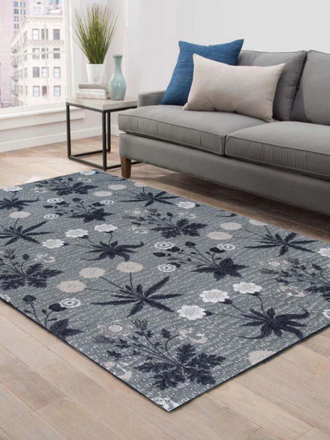 

WAXWINGO Grey Floral Cotton Carpet