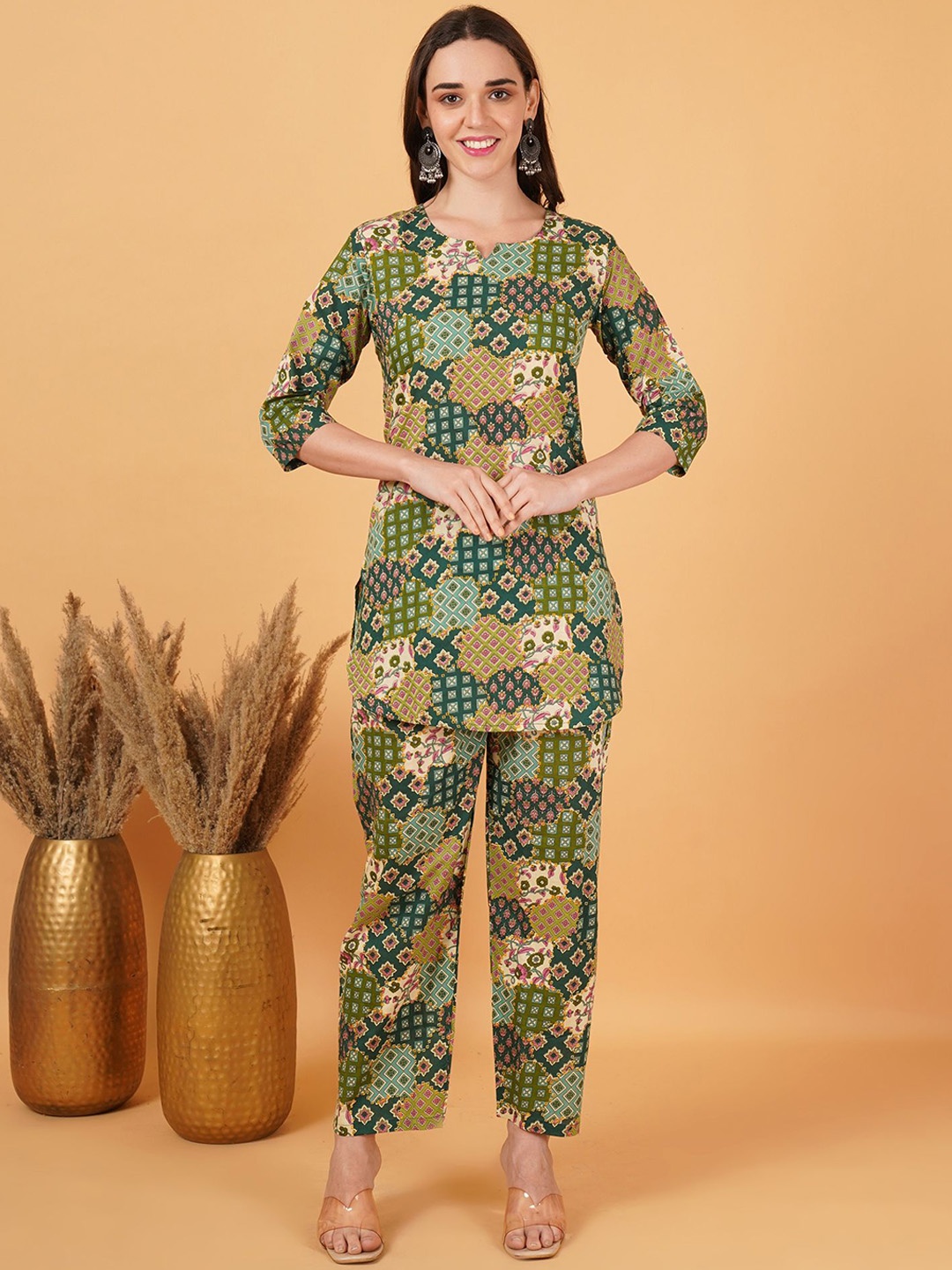 

GUDWEARS Floral Printed Notch Neck Pure Cotton Tunic With Trousers, Green