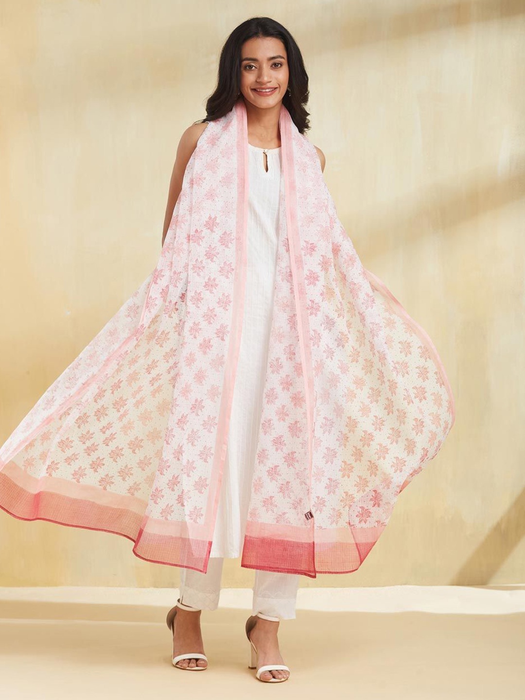 

Fabindia Floral Block Printed Cotton Silk Dupatta, White