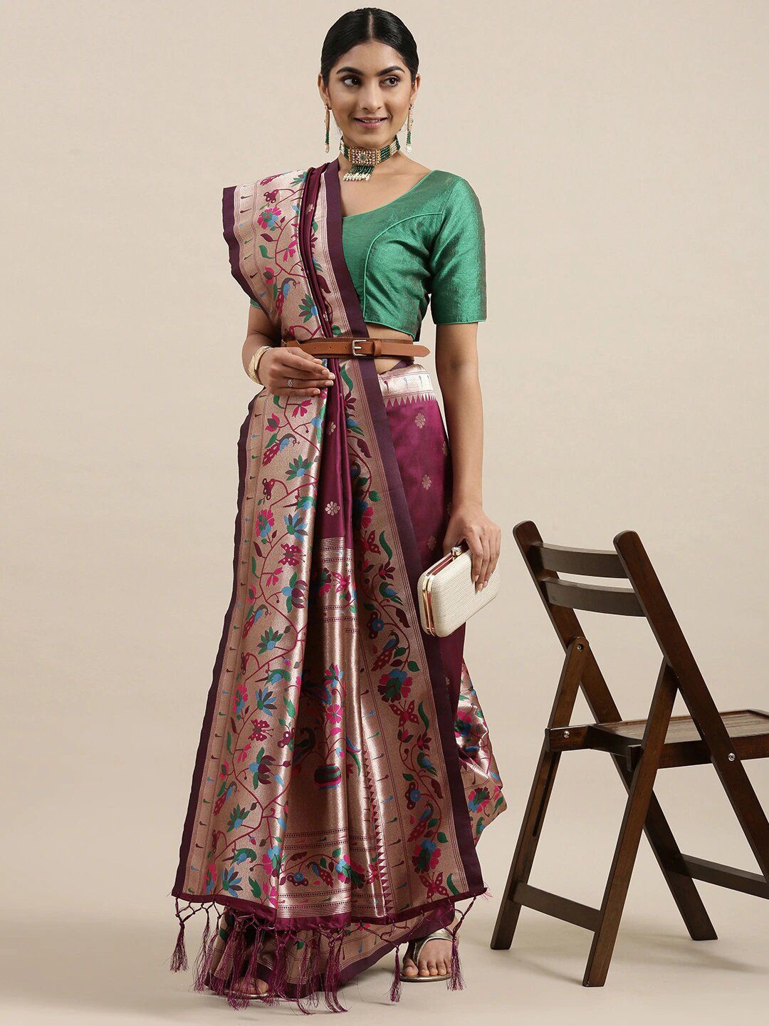 

DIVASTRI Woven Design Zari Paithani Saree, Magenta