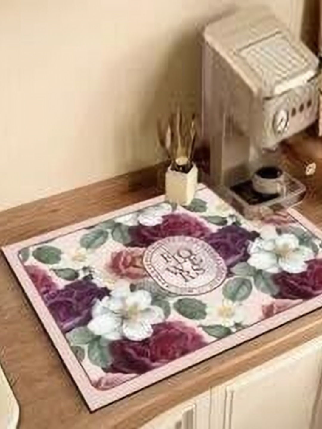 

HomeCloud Red Floral Printed Super Absorbent Non Slip Kitchen Counter Dish Drying Mat